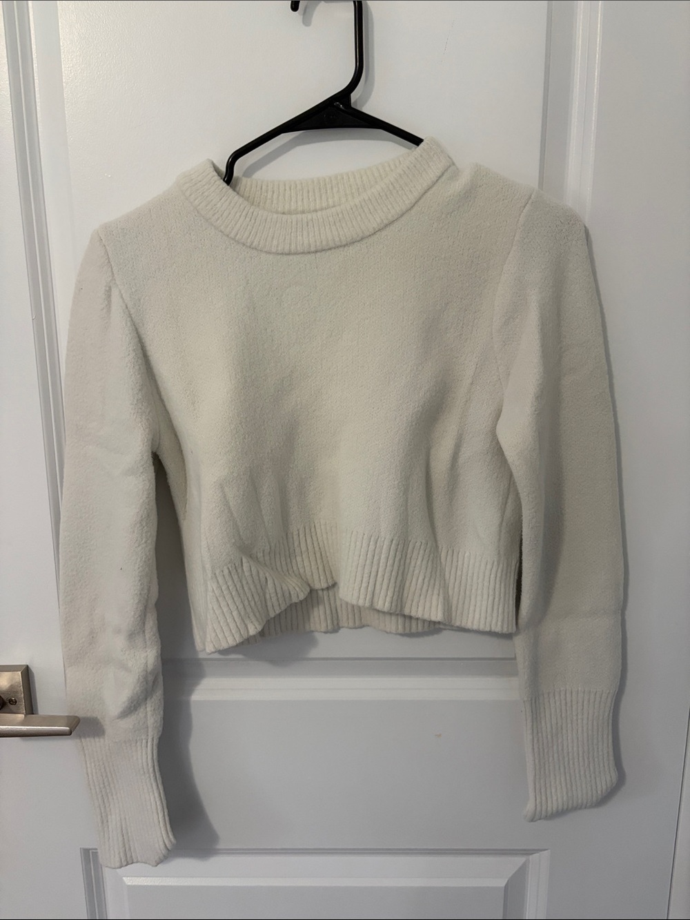Zara White Cropped Knit Sweater